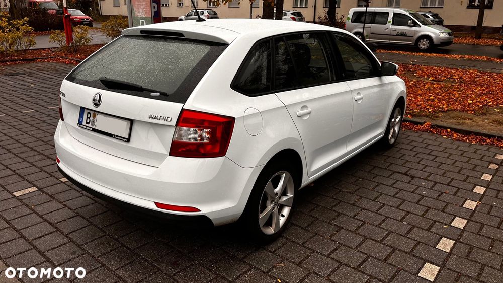Skoda RAPID 1.2 TSI Edition - 3
