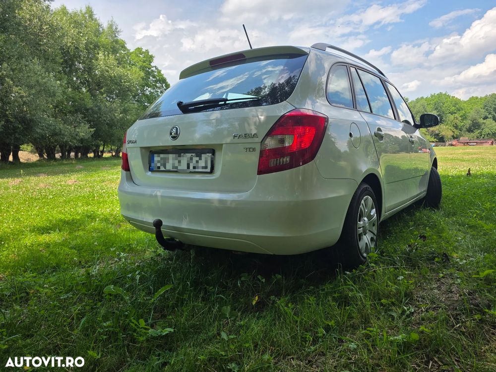 Skoda Fabia - 10