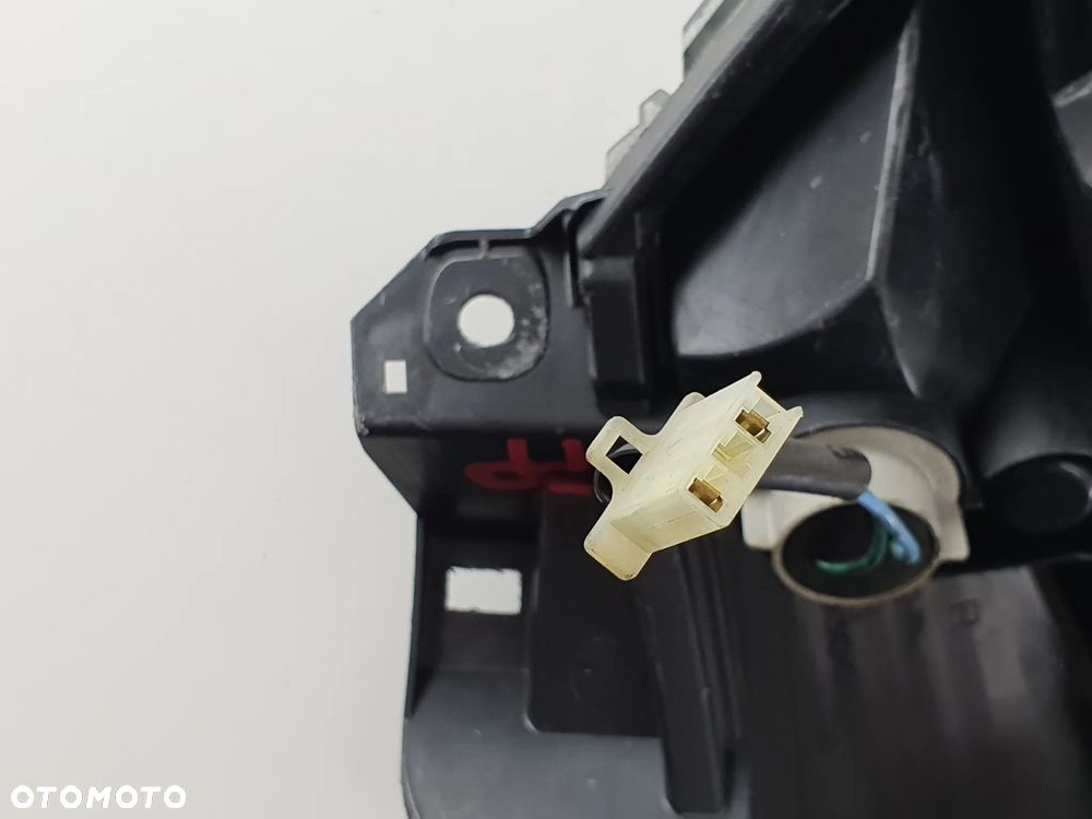 HONDA SWT 400 KIERUNKOWSAZ PRZÓD PRAWY - 18