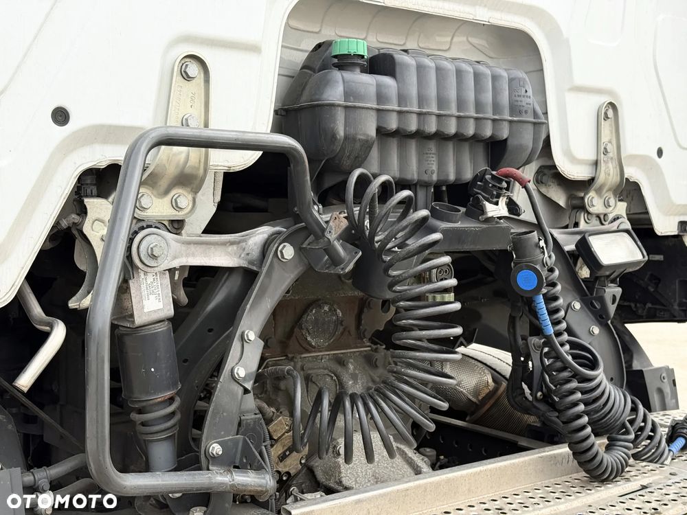 Mercedes-Benz ACTROS 1845 / STANDARD / SALON PL - 13