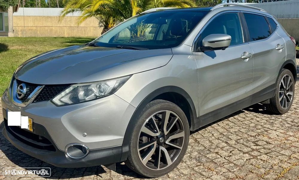 Nissan Qashqai 1.6 dCi N-Connecta RS+PS - 2
