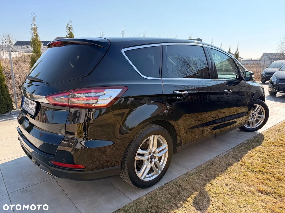 Ford S-Max - 10