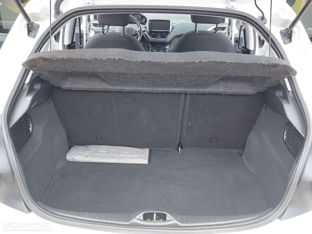 Peugeot 208 1.6 BlueHDi Style - 33