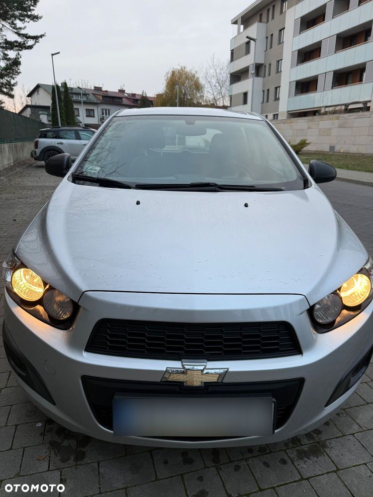 Chevrolet Aveo 1.2 LS - 2