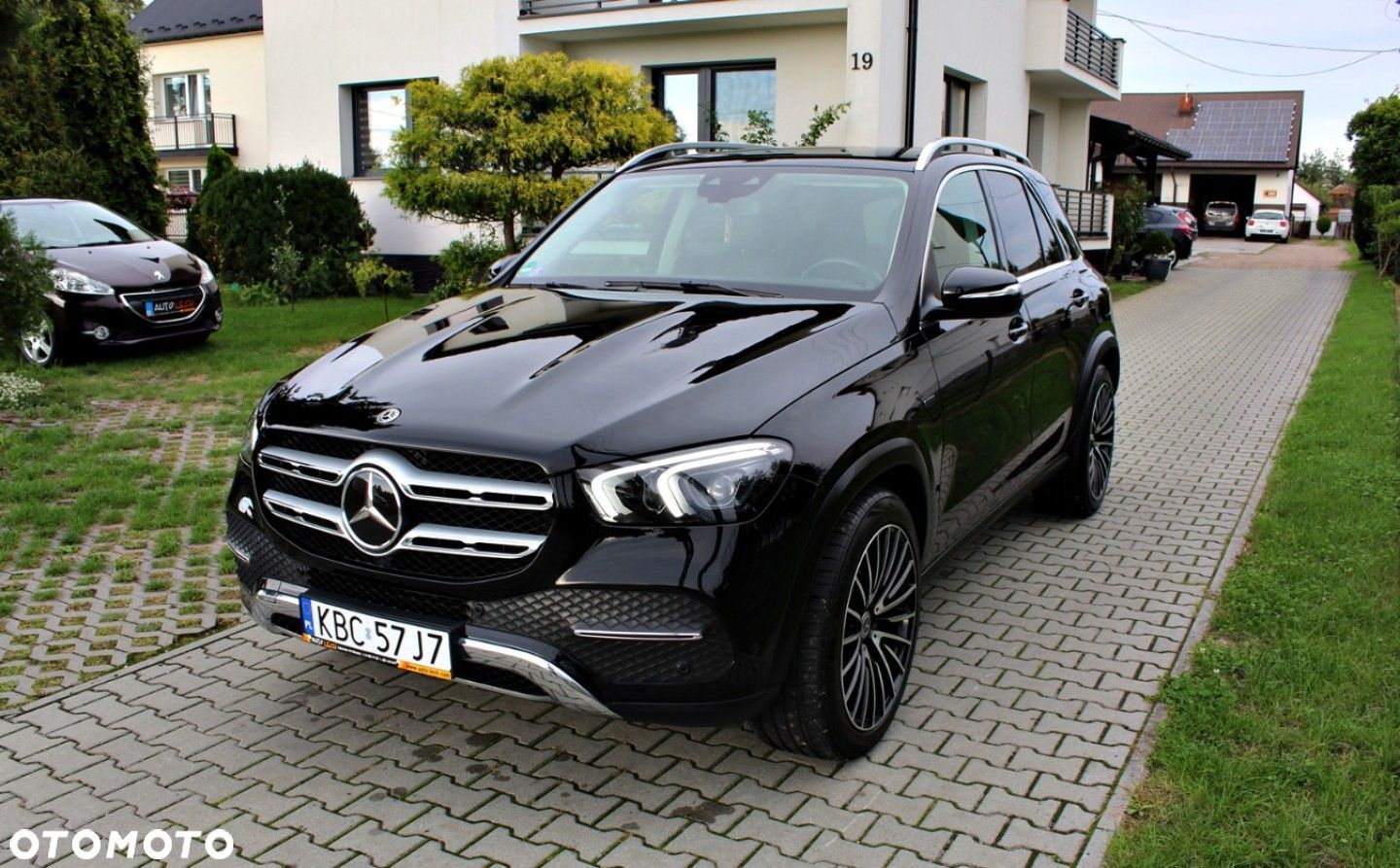 Mercedes-Benz GLE - 1