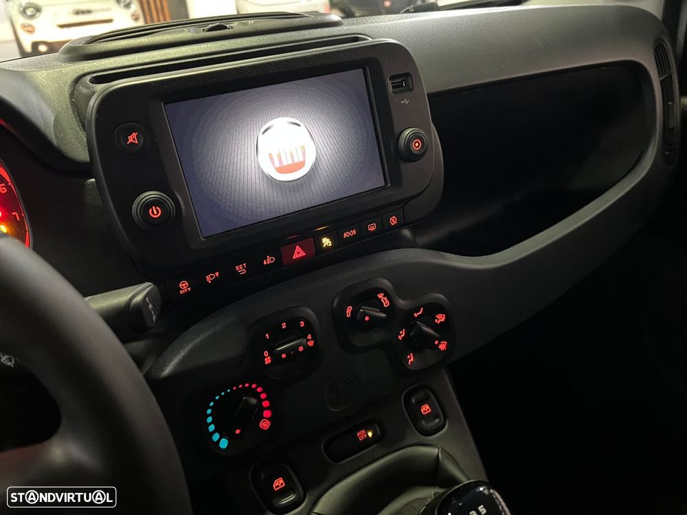 Fiat Panda 1.0 Hybrid City Cross - 17