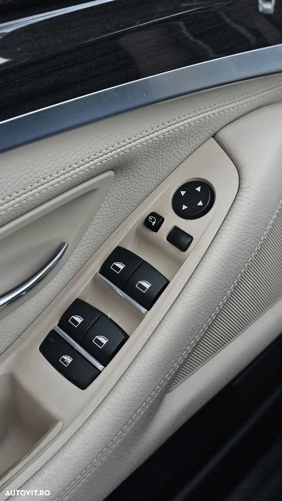 BMW Seria 5 528i xDrive AT - 16