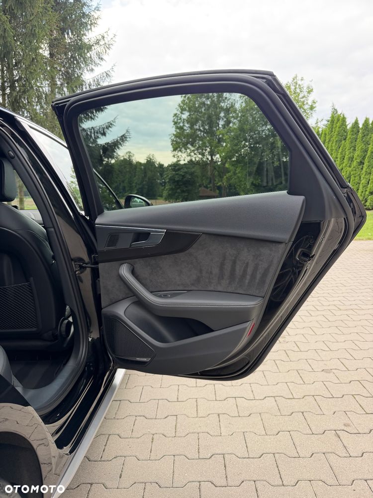 Audi A4 Limousine 40 TDI S Line S tronic - 29