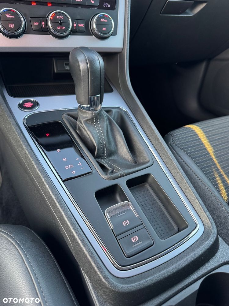 Seat Leon 2.0 TDI DSG Xcellence - 37