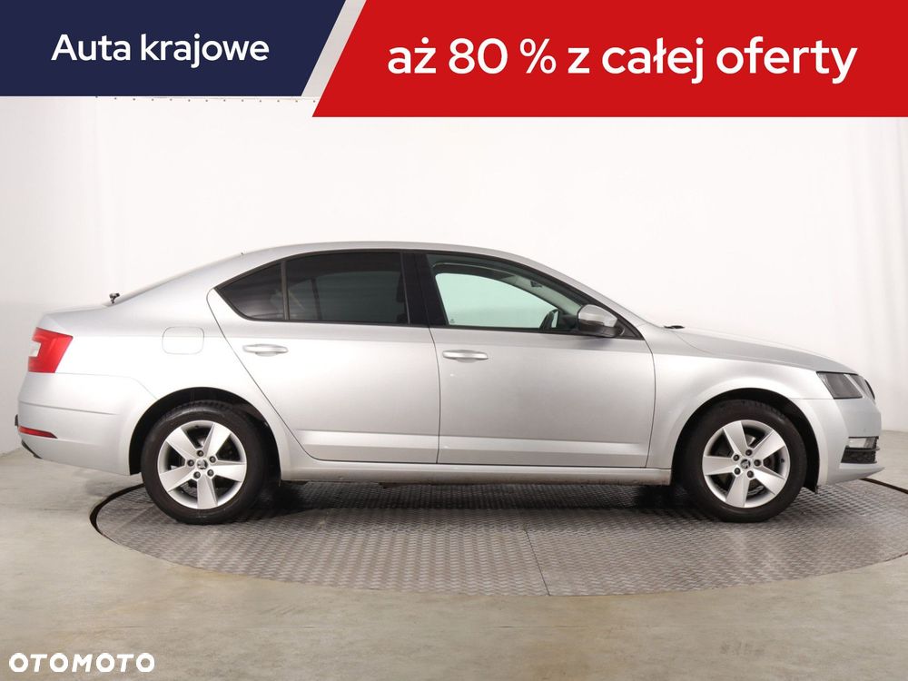 Skoda Octavia - 8