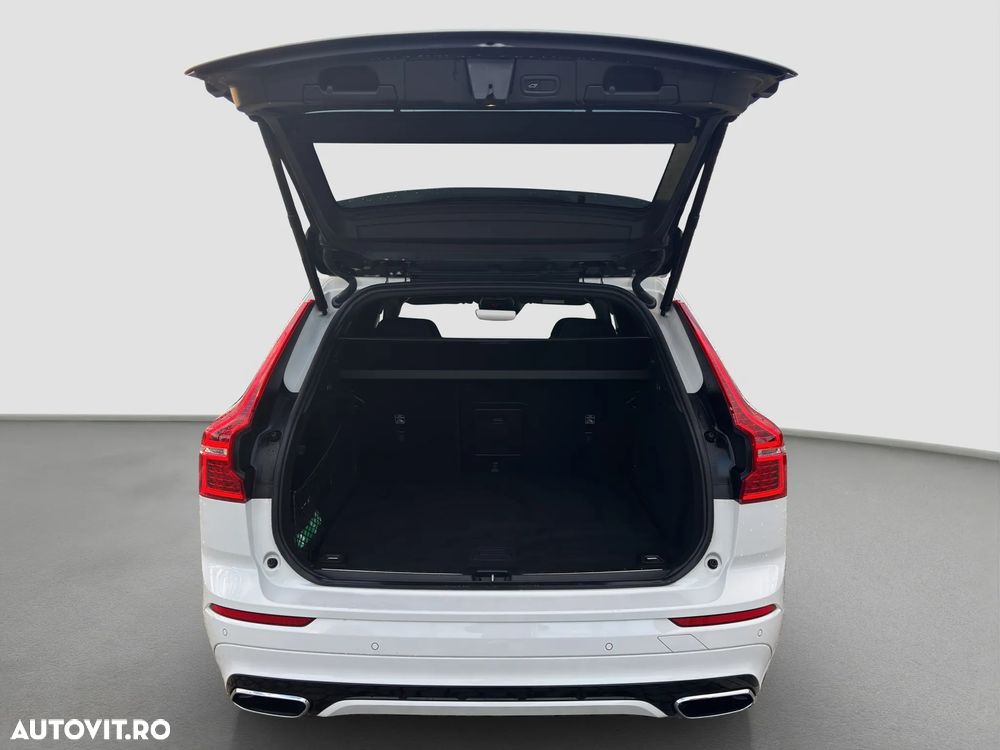 Volvo XC 60 T8 Twin Engine AWD R-Design - 21