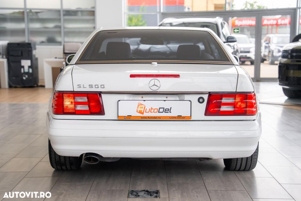 Mercedes-Benz SL 500 Aut - 11