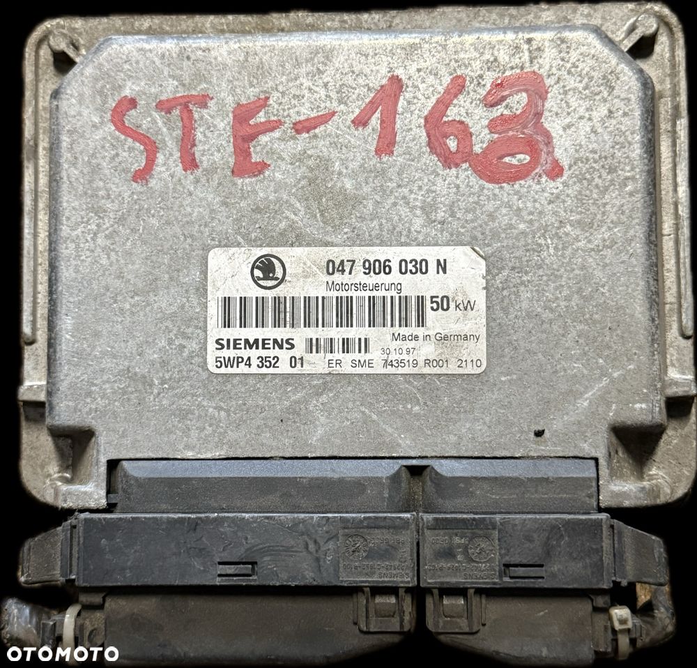 Sterownik Silnika ECU Komputer Skoda Felicia I 1.3 047906030N - 1