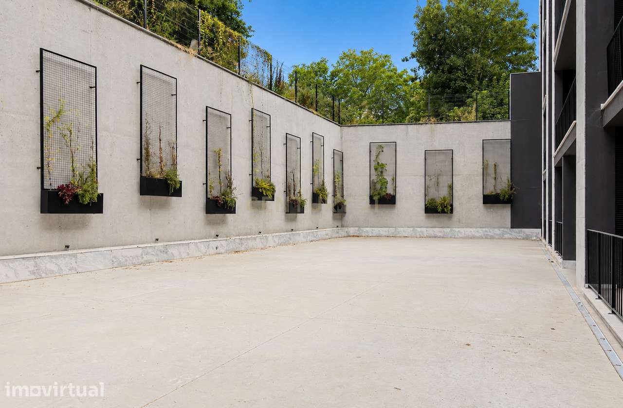 Apartamento T0 Novo com Terraço | Edifício das Torneiras – Centro de B - Grande imagem: 3/27