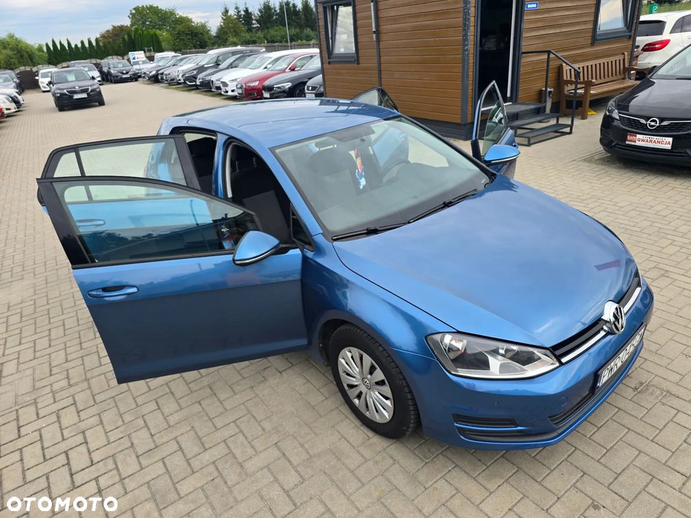 Volkswagen Golf - 32