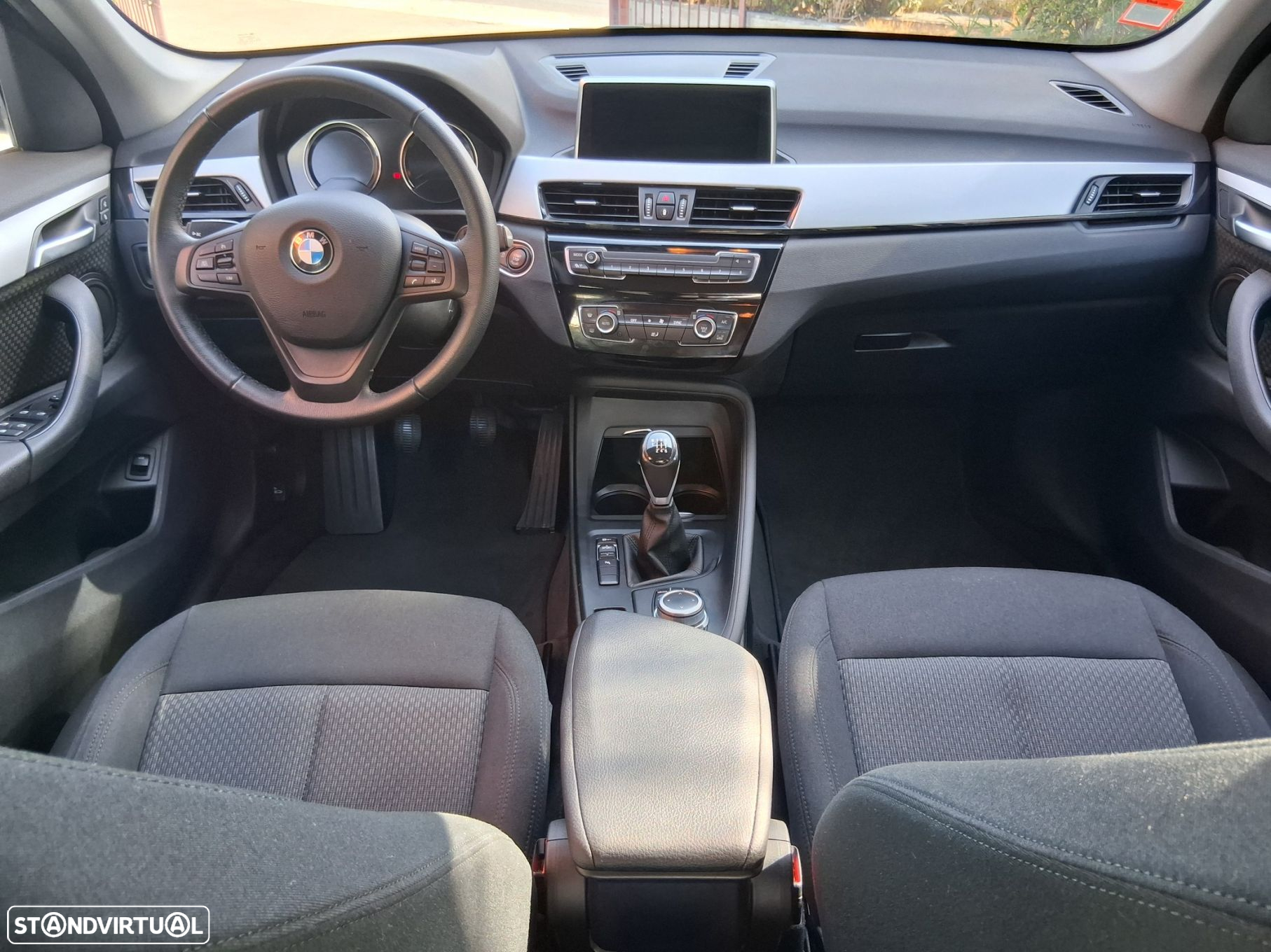 BMW X1 16 d sDrive Advantage - 30