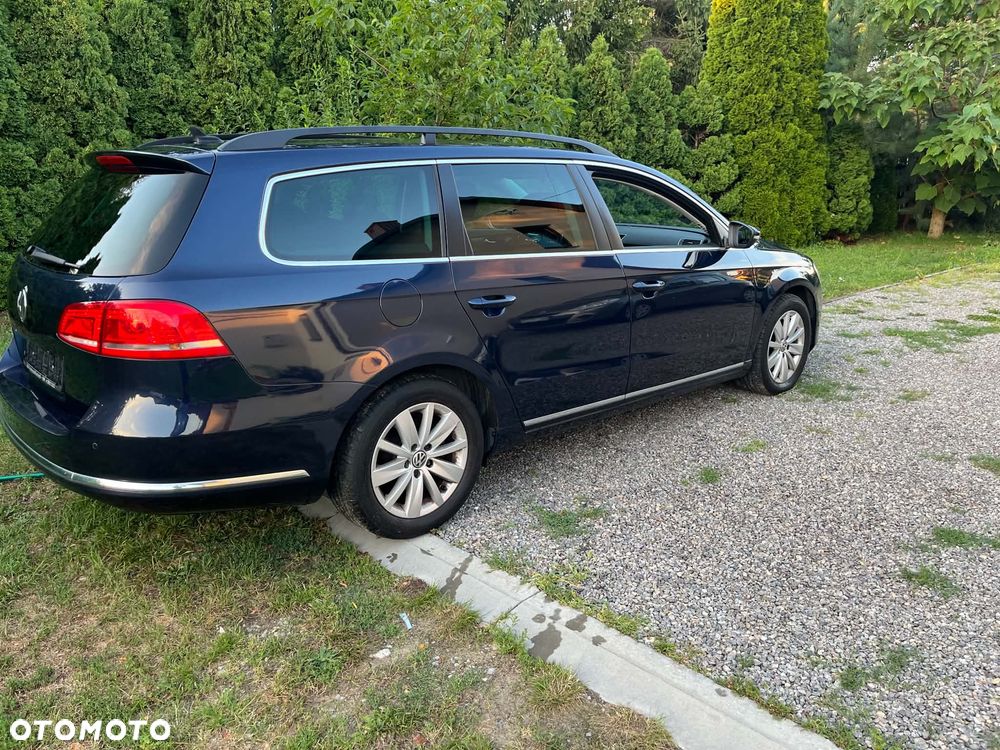 Volkswagen Passat 2.0 TDI Highline DSG - 23