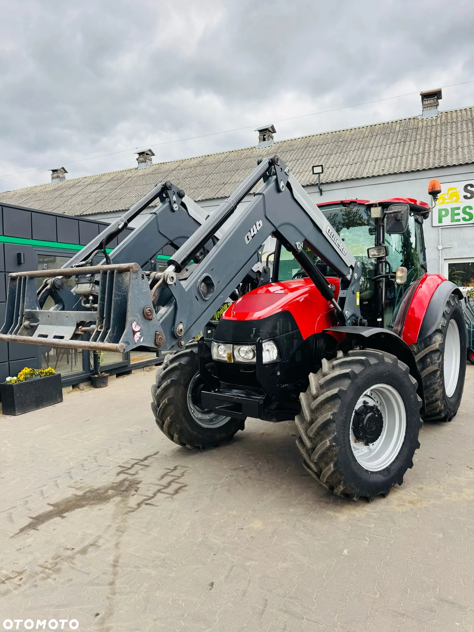 Case IH Farmall 105C - 11