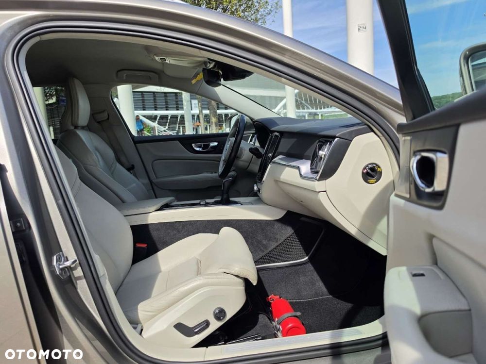 Volvo V60 - 27