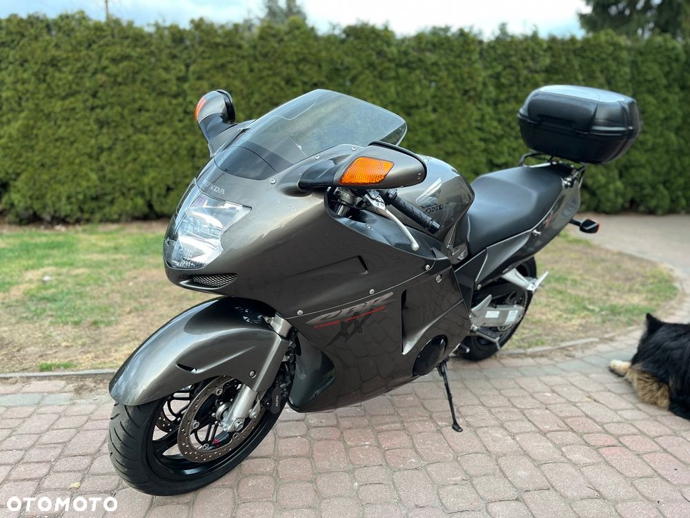 Honda CBR - 8