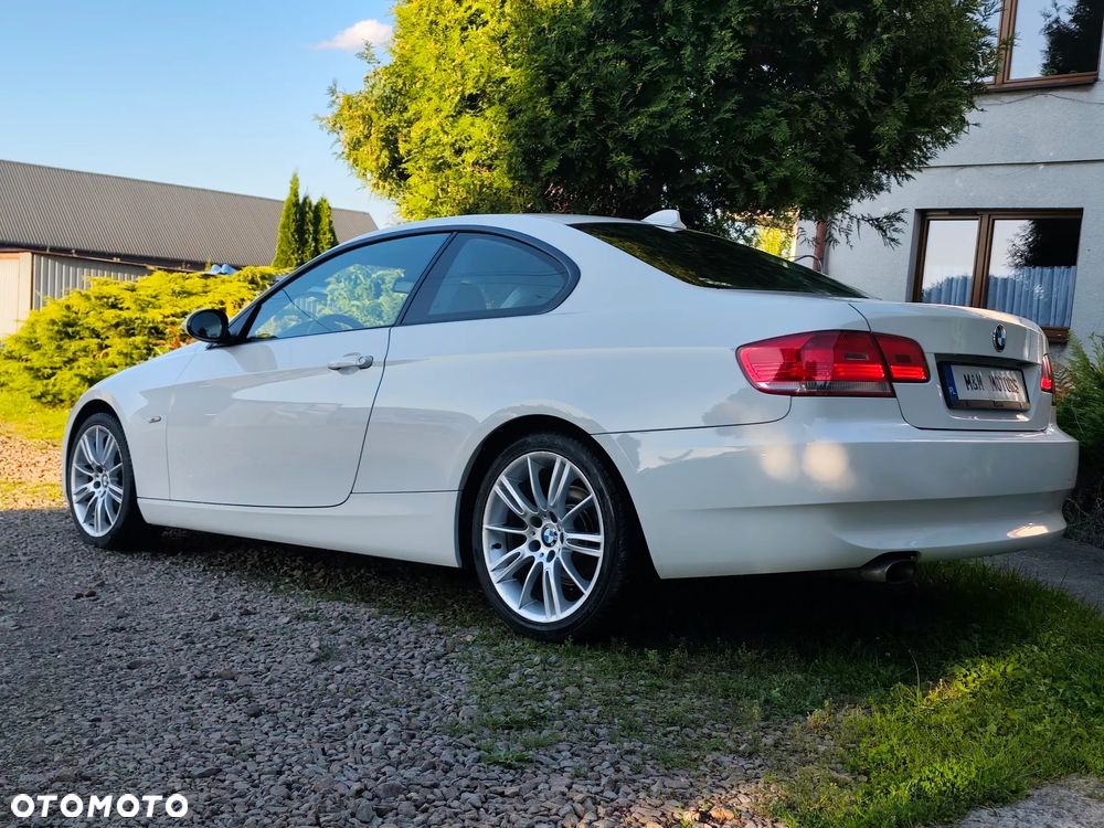 BMW Seria 3 320d Coupe - 5