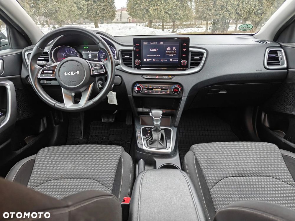 Kia Ceed 1.5 T-GDI M DCT - 15