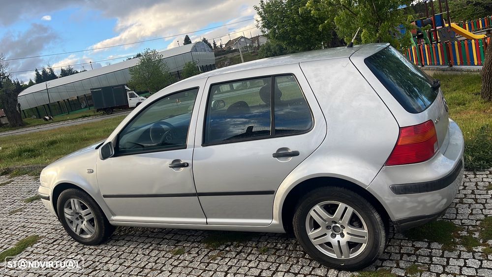 VW Golf 1.4i 25 Anos - 11