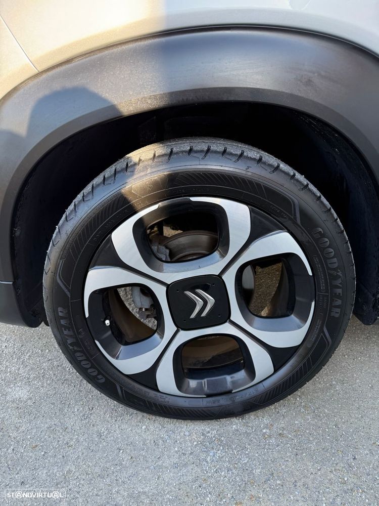 Citroën C3 Aircross 1.6 BlueHDi Shine S&S - 4