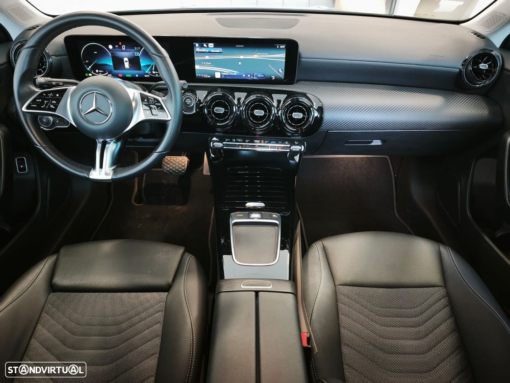Mercedes-Benz A 250 e - 12