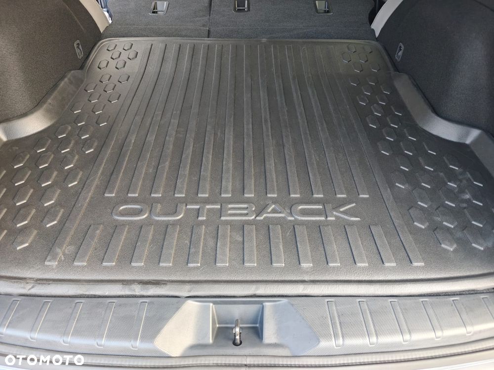 Subaru Outback 2.5i Lineartronic Platinum - 26