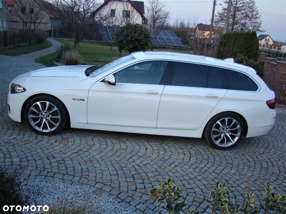 BMW Seria 5 525d xDrive Sport-Aut Modern Line - 4