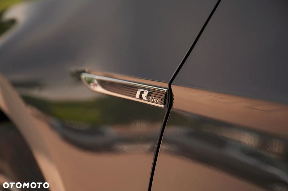 Volkswagen Passat 1.5 TSI OPF DSG Highline - 25