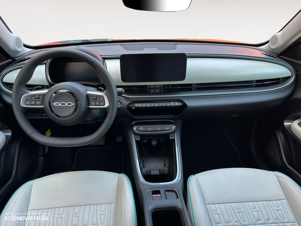 Fiat 600 1.2 Hybrid La Prima - 10