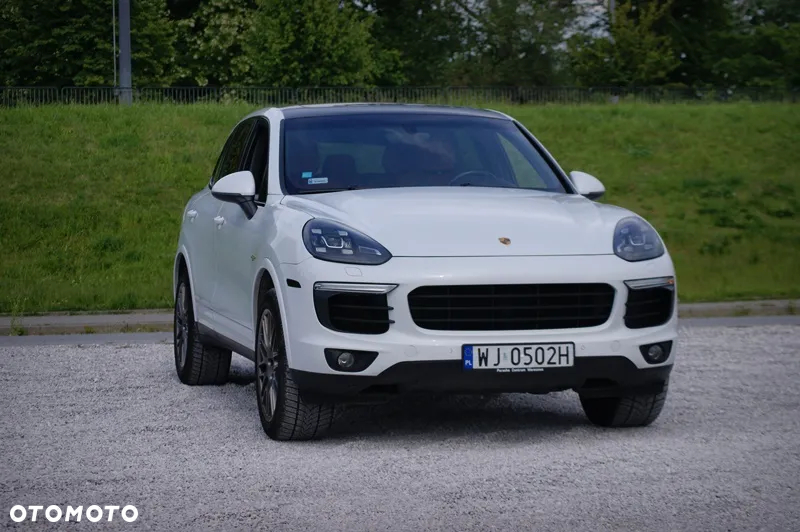 Porsche Cayenne - 6