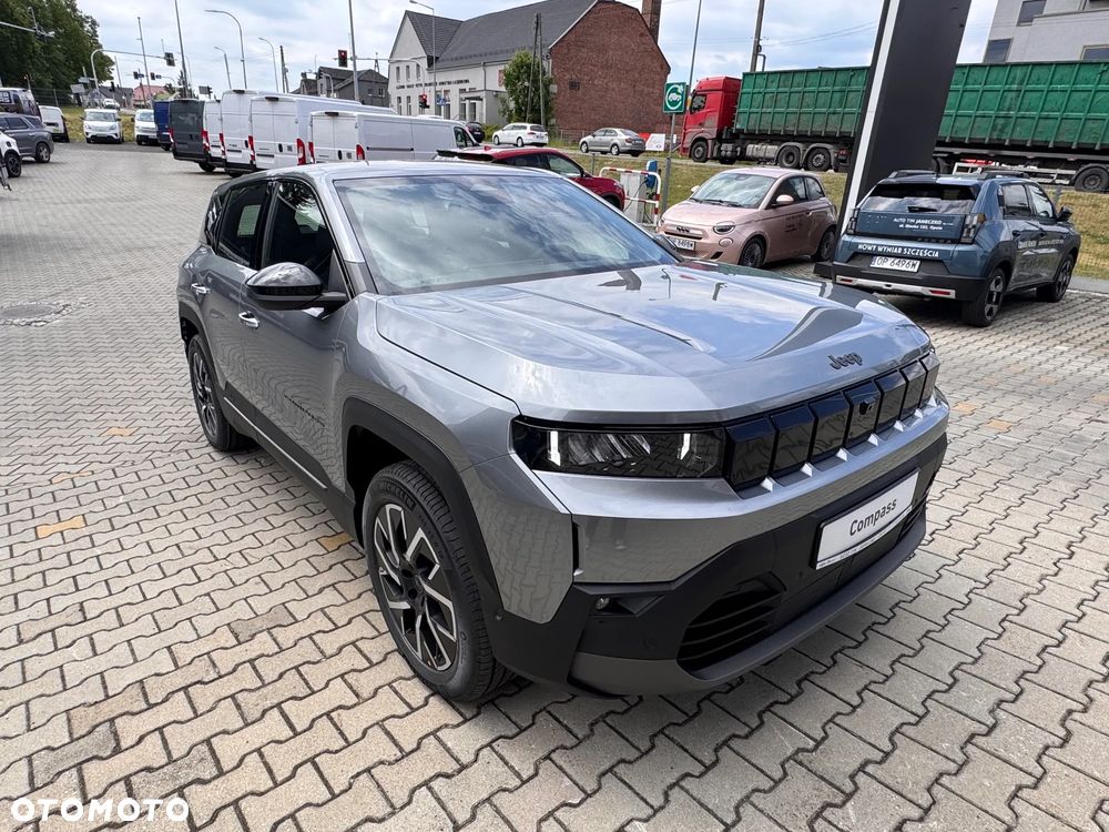 Jeep Compass 73.7kWh Altitude FWD - 2