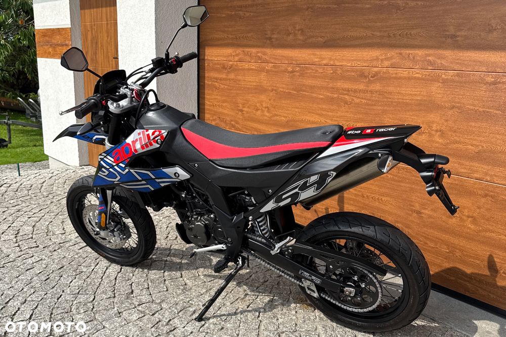 Aprilia SX - 17