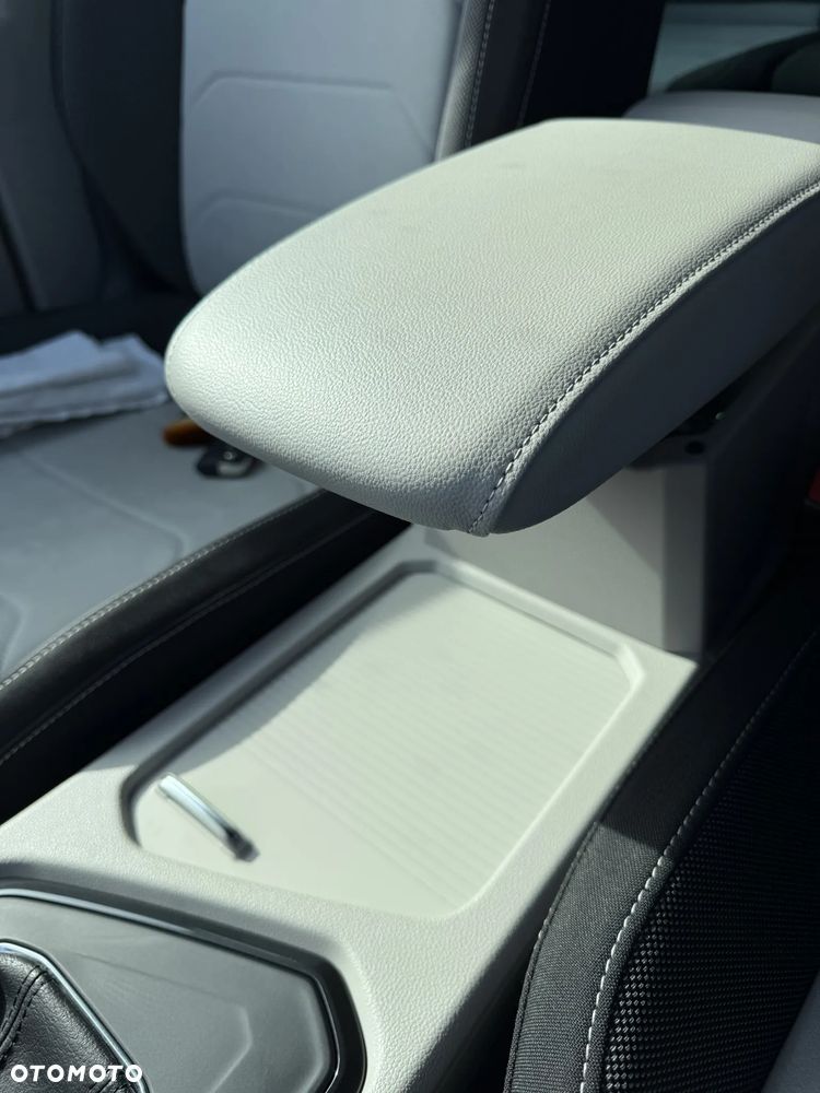 Volkswagen Tiguan 1.4 eHybrid Elegance DSG - 11