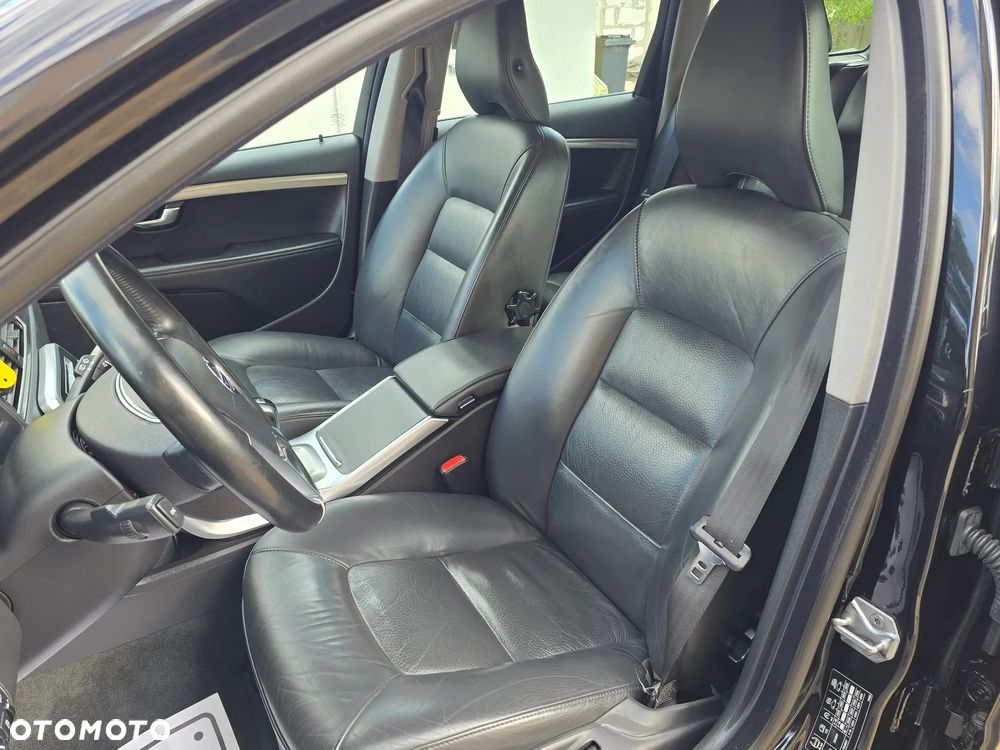 Volvo V70 D4 Summum - 41