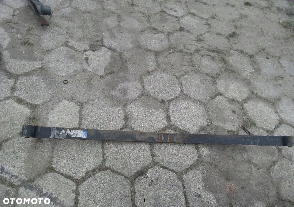 RESOR PRZÓD PRZEDNI JEDNO 1 LAGOWY / PIÓROWY DAF 45 LF KOŁA 17,5 - 3