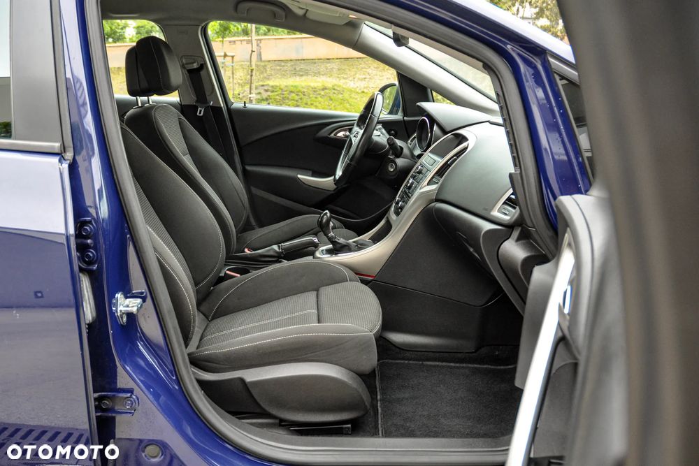 Opel Astra - 10