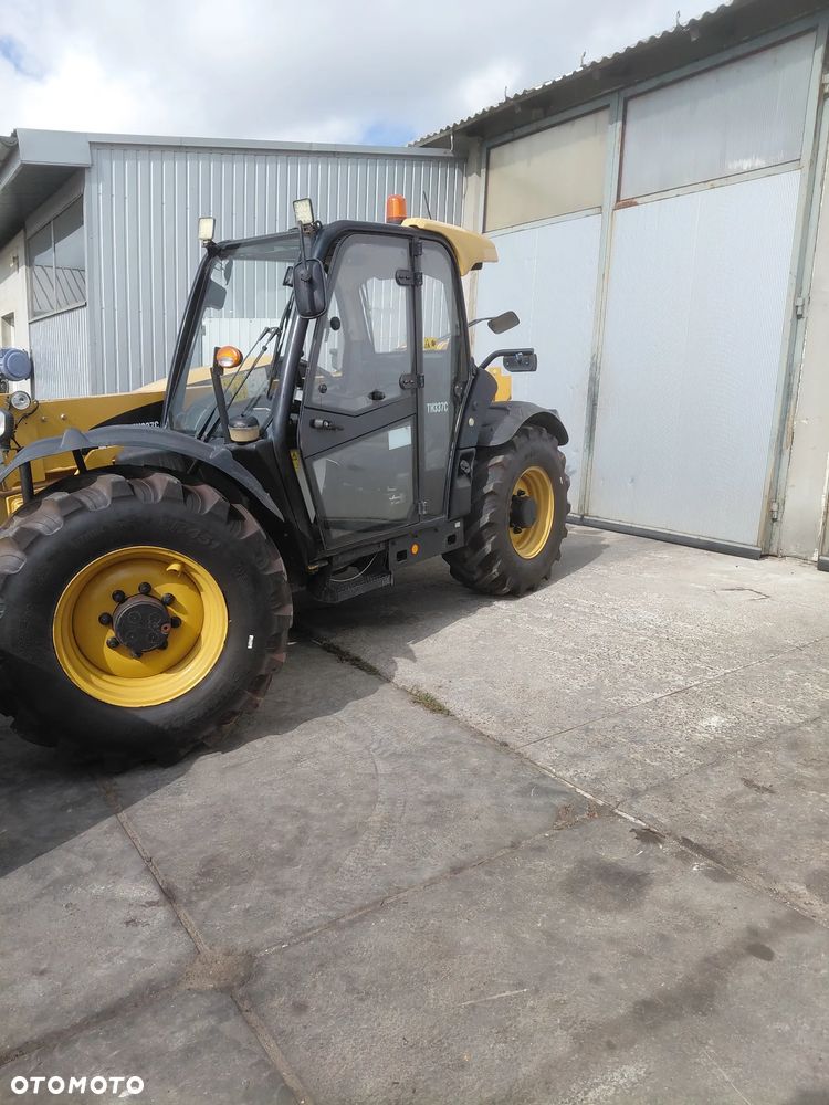 Caterpillar TH337C - 9