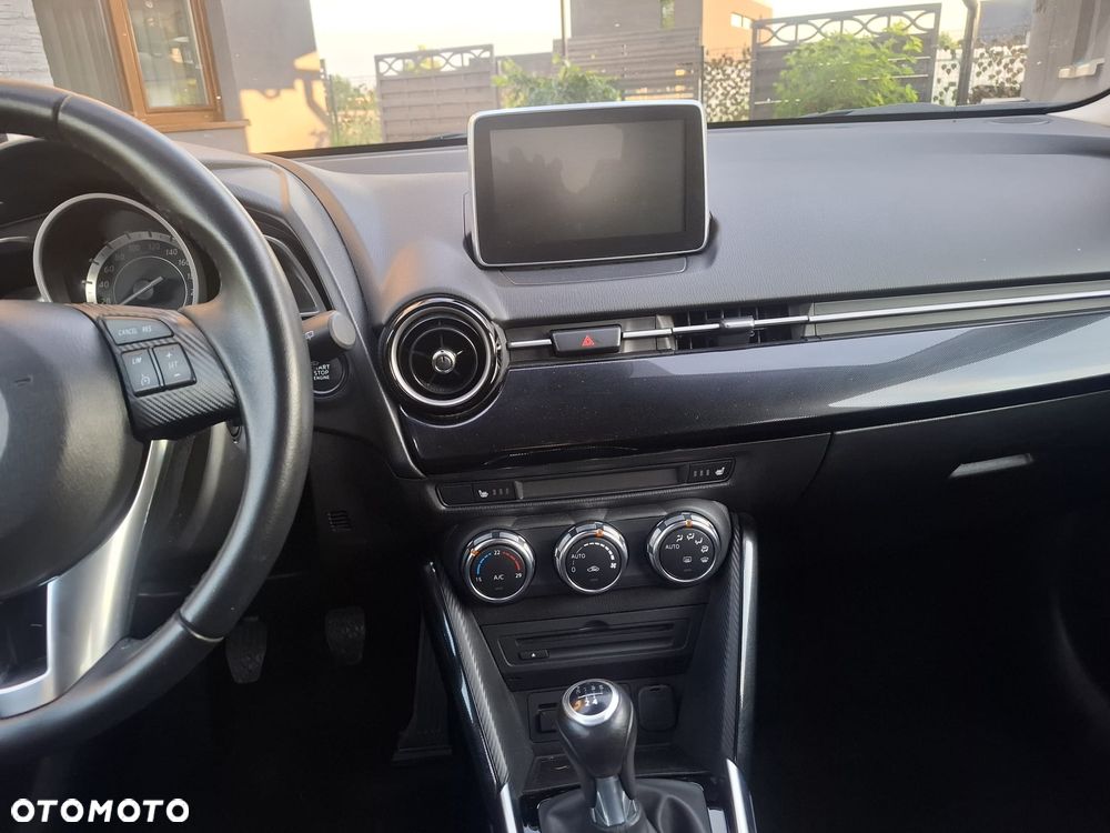 Mazda 2 - 9