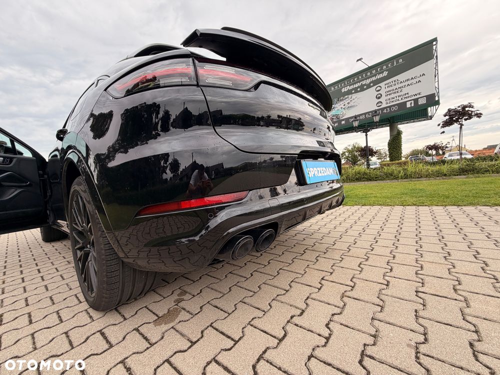 Porsche Cayenne E-Hybrid Platinum Edition - 17