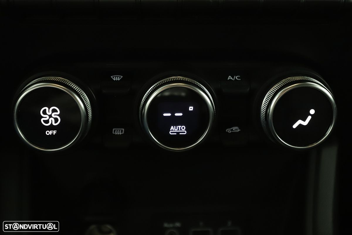 Renault Captur 1.0 TCe Techno Bi-Fuel - 12