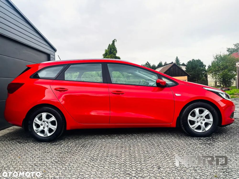 Kia Ceed Cee'd 1.6 GDI L - 3