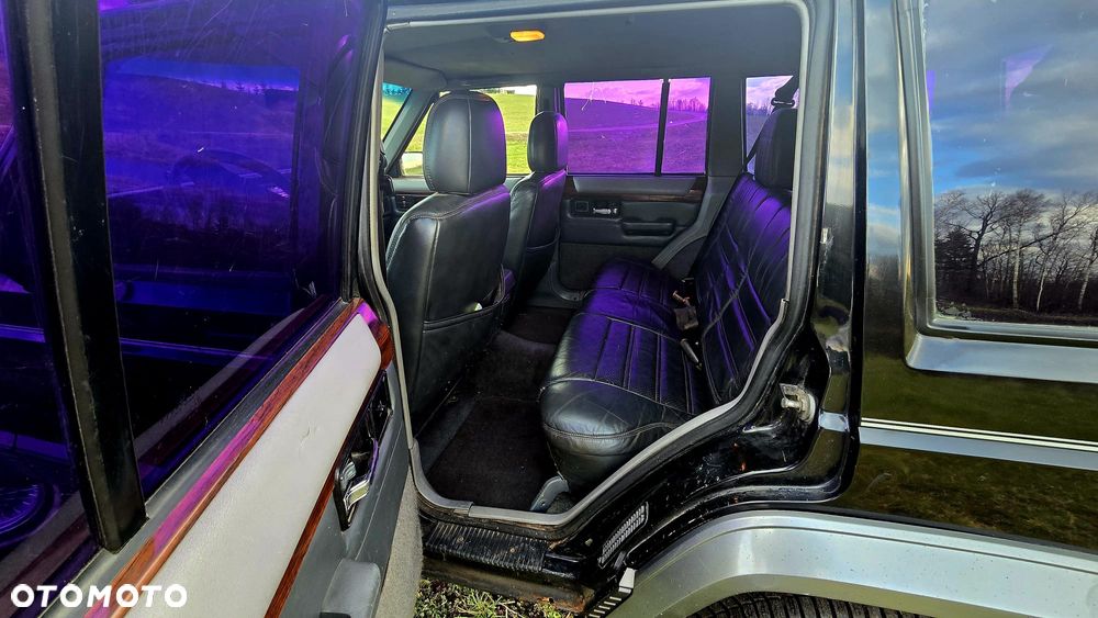 Jeep Cherokee 2.5 TD - 10