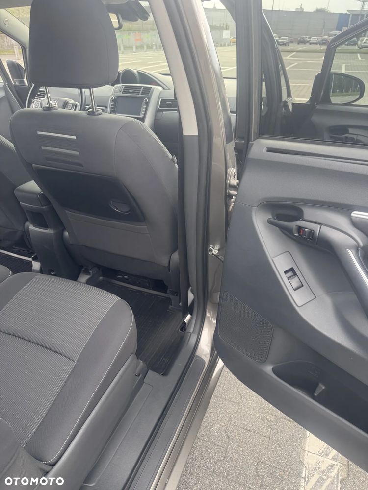 Toyota Verso 1.8 Selection 7os EU6 - 23