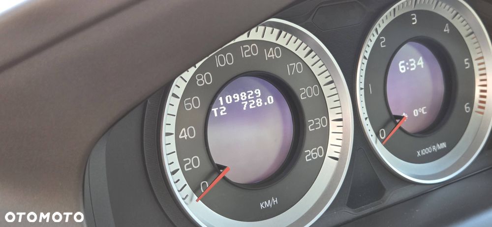 Volvo XC 60 D3 AWD Summum - 3