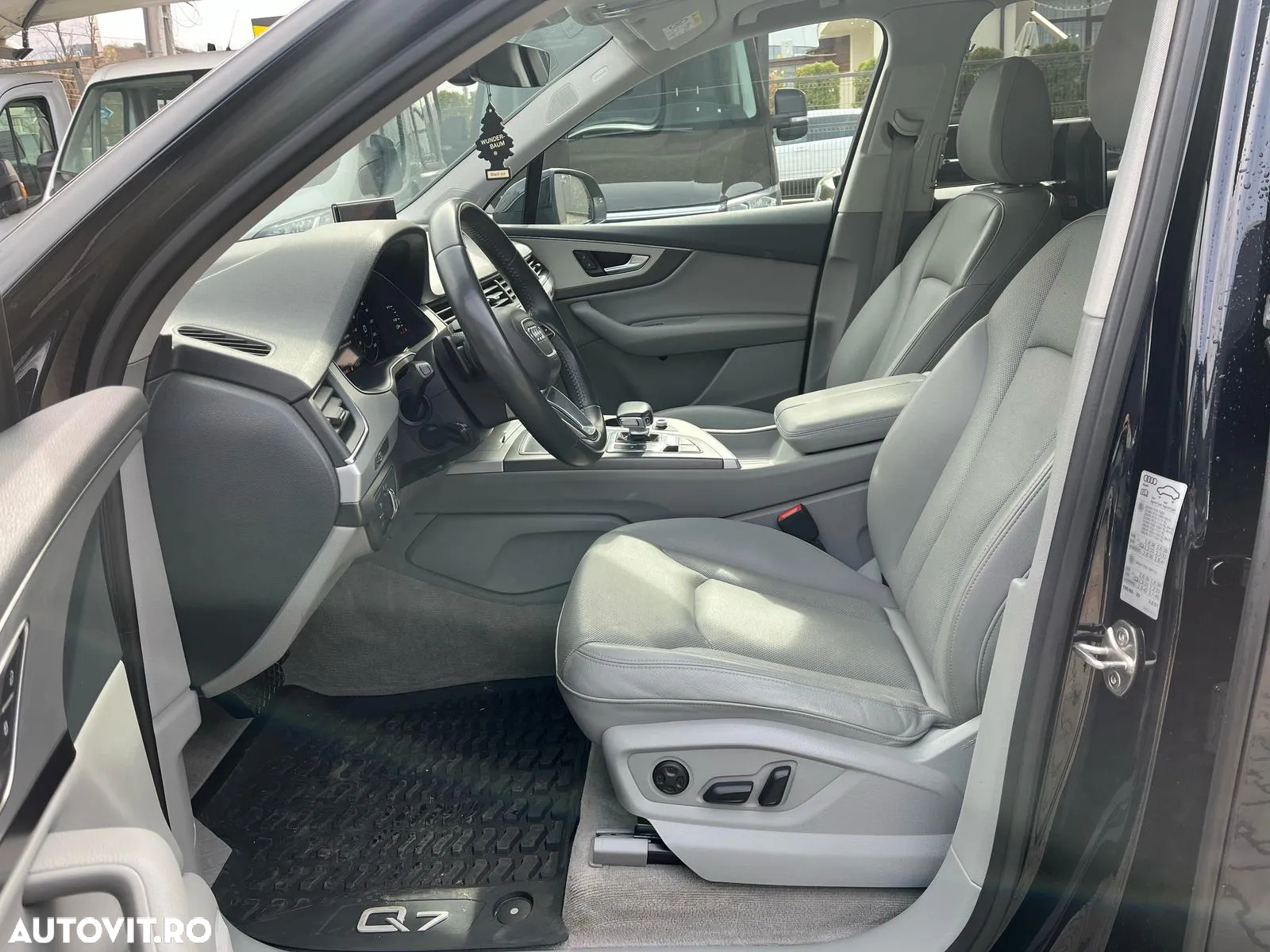 Audi SQ7 4.0 TDI quattro Tiptronic - 6