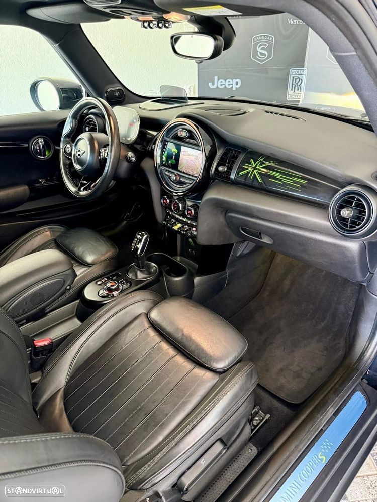 MINI 3 Portas Cooper SE - 19